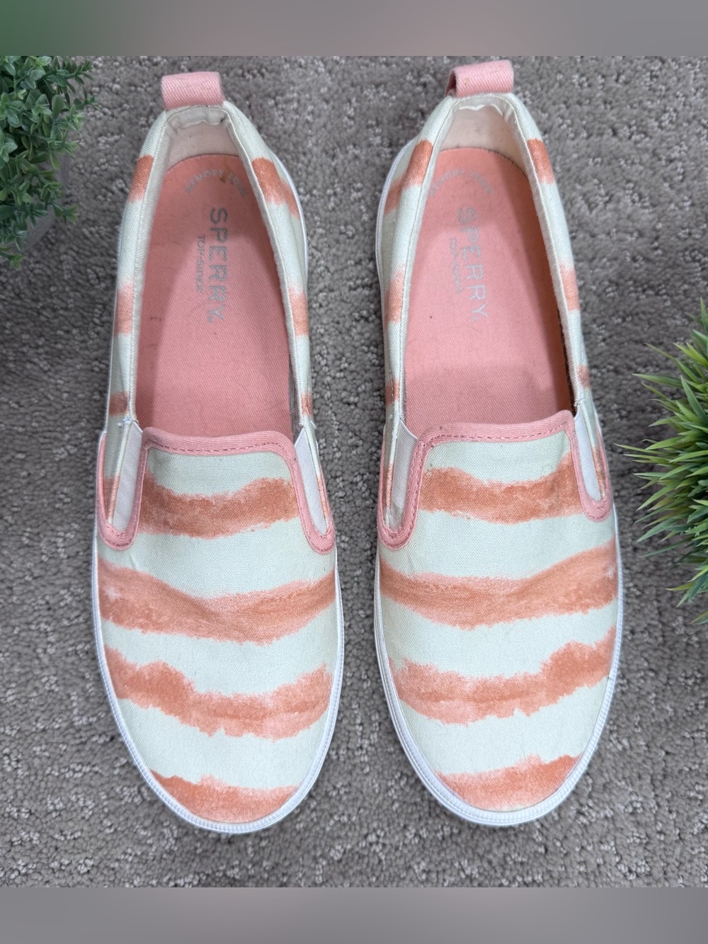 Sperry Women's Crest Twin Gore Tie-Dye Canvas Sneakers Peach